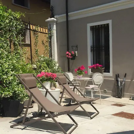 Bed & Breakfast Residenza Elisa 2*