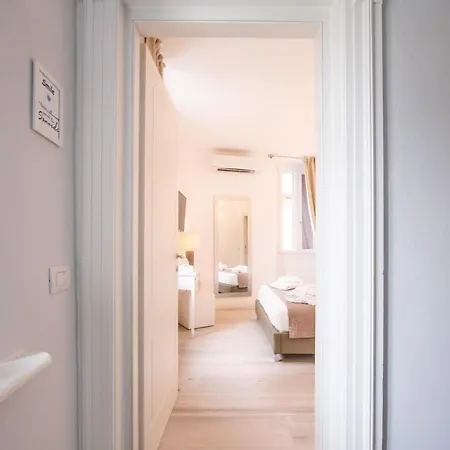 Nocleg ze śniadaniem Residenza Elisa 2*